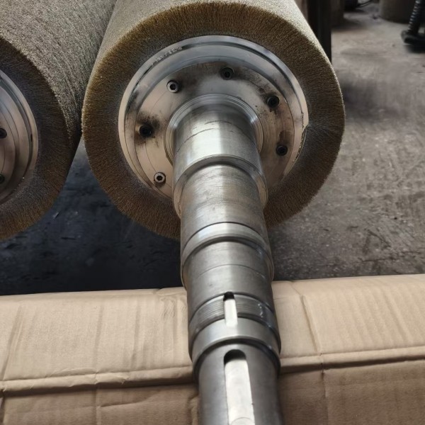 淬火/回火炉入口刷辊