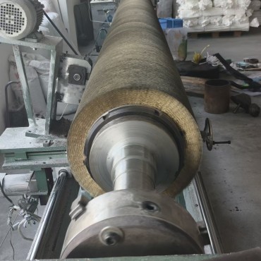 淬火/回火炉入口刷辊