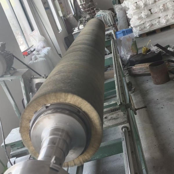 淬火/回火炉入口刷辊