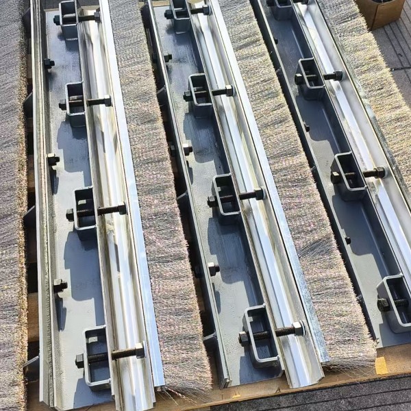 环冷机密封钢刷