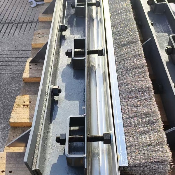 环冷机密封钢刷